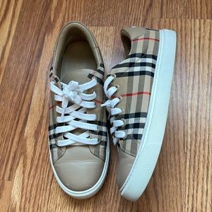 Burberry Sneakers